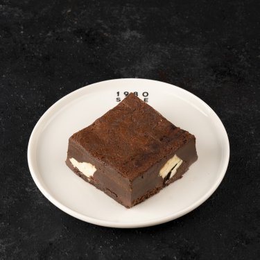 1980 Sare Brownie